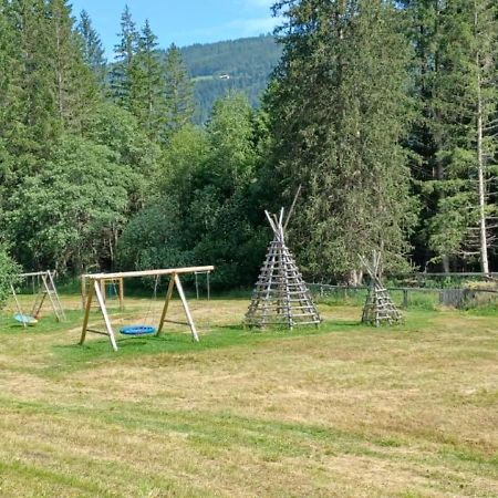 Ferienparadies Wiesenbauer Санкт-Михель  Экстерьер фото
